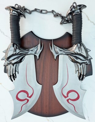 Twin Blades with Plaque
