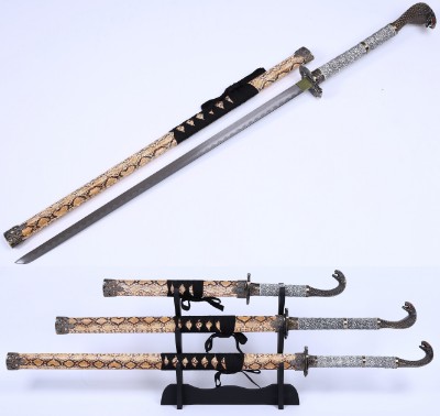 Deluxe Cobra Sword Set