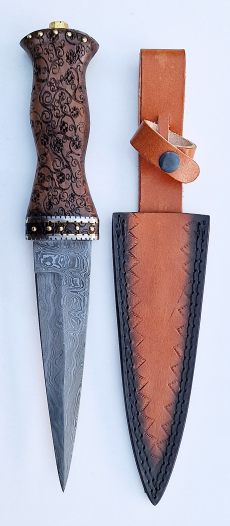 Large Sgian Dubh (L16)