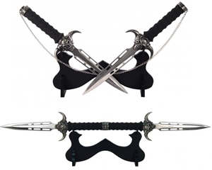 Double Chain Daggers
